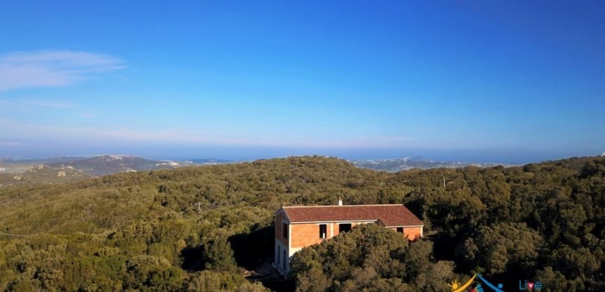 Sardinian Style Villa With Land for Sale in Luogosanto, North East Sardinia