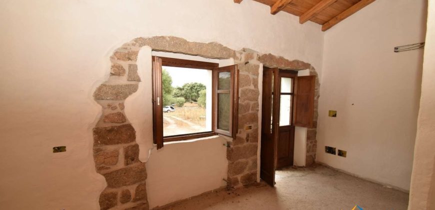 Traditional Farmhouse for Sale in Telti, Near Olbia, North Sardinia