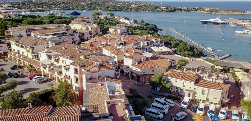 Adorable Apartment With Swimming Pool for Sale Near the Beach in Cala Romantica, Porto Cervo