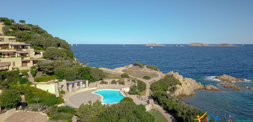 Adorable Apartment With Swimming Pool for Sale Near the Beach in Cala Romantica, Porto Cervo