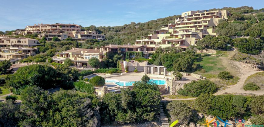 Adorable Apartment With Swimming Pool for Sale Near the Beach in Cala Romantica, Porto Cervo