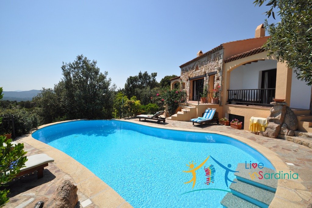 Attractive Villa for Sale in Santa Teresina near Porto Cervo