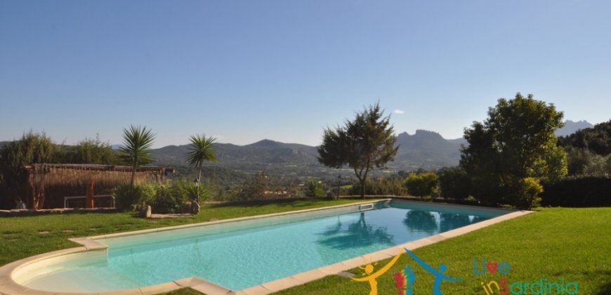 Refined Country Style Villa With 15000 M2 Land for Sale In Costa Smeralda, North East Sardinia