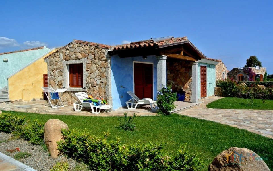 Appealing Villas for Sale with Sea Views in Baia Sant’Anna, North East Sardinia