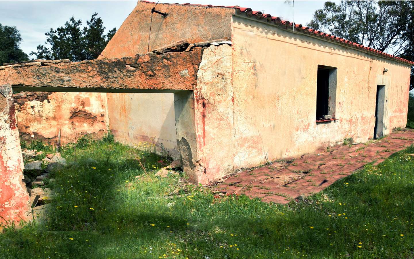 5600 M2 Land and 167 M2 Farmhouse for Sale in Aglientu, 6 Km from the Sea, Northern Sardinia