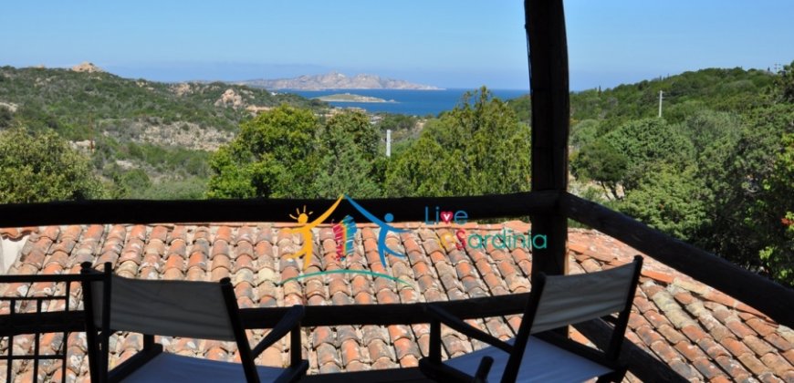 Gracious Villa With Sea Views for Sale in Liscia Di Vacca