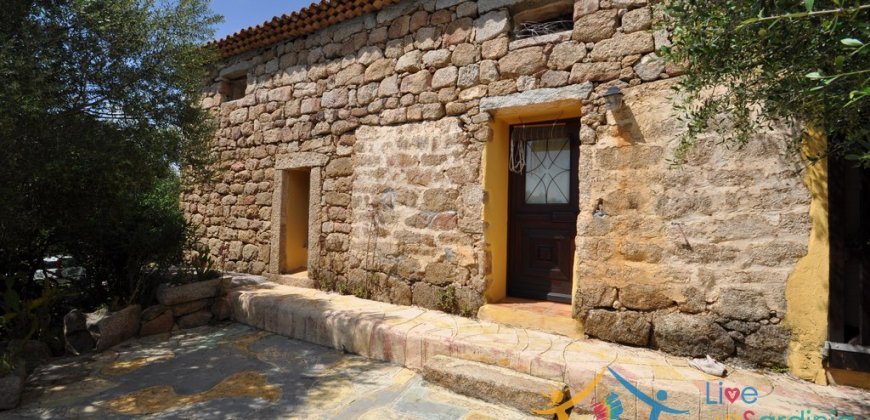 150 M2 Semi-Detached Farmhouse With 1 Ha Land for Sale in San Pantaleo, North Sardinia