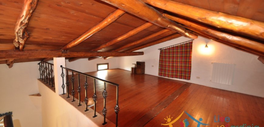 150 M2 Semi-Detached Farmhouse With 1 Ha Land for Sale in San Pantaleo, North Sardinia