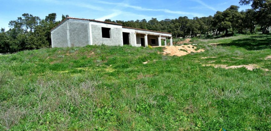 Unfinished 220 M2 Detached Home and 2,3 Ha Land for Sale in Calangianus, North East Sardinia