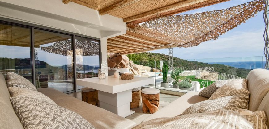 Stunnings 4 Bed Villa with Sea-Views for Sale in Pantogia, Porto Cervo