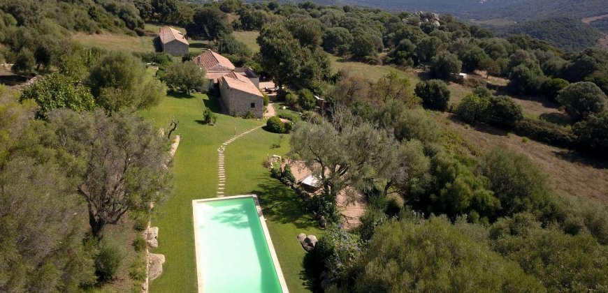 Farmhouse For Sale in Sardinia