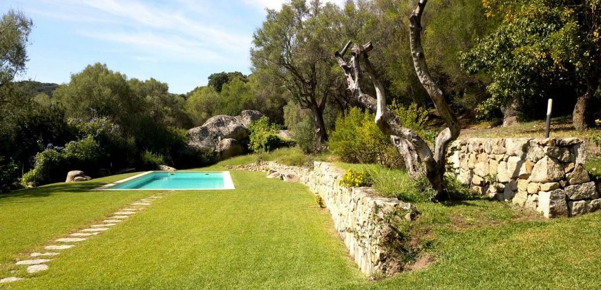 Farmhouse For Sale in Sardinia