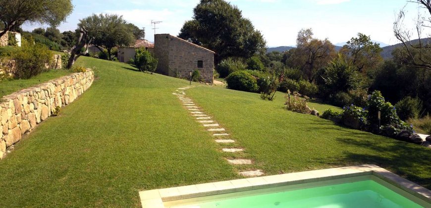 Farmhouse For Sale in Sardinia