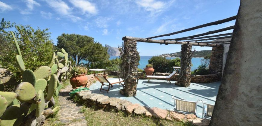 Beachfront Villas For Sale Sardinia; ref Cala Girgolu