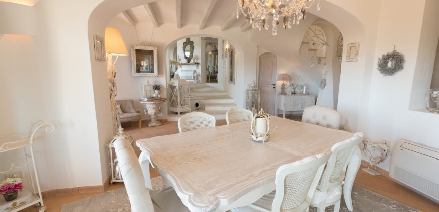 Cosy Villas For Sale in Porto Cervo Sardinia  Ref. IanuaD3D4