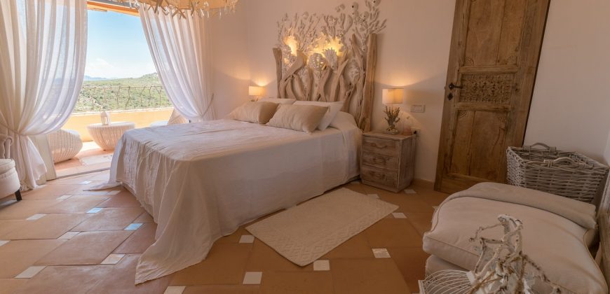 Cosy Villas For Sale in Porto Cervo Sardinia  Ref. IanuaD3D4