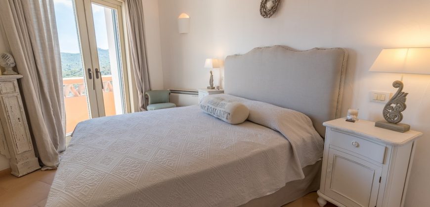 Cosy Villas For Sale in Porto Cervo Sardinia  Ref. IanuaD3D4