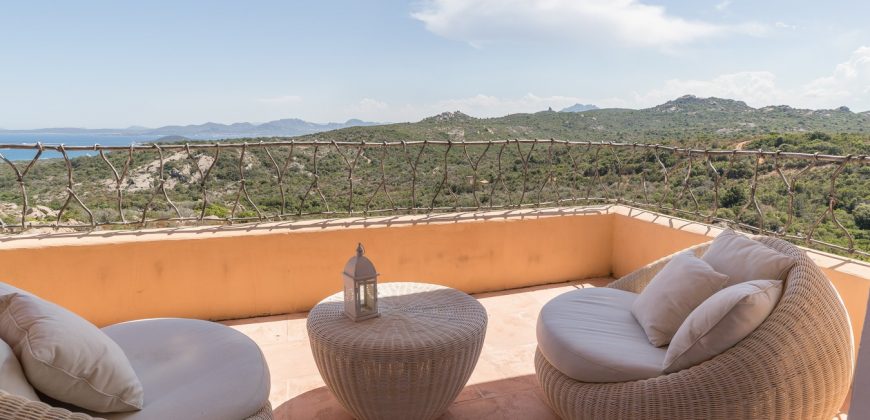 Cosy Villas For Sale in Porto Cervo Sardinia  Ref. IanuaD3D4