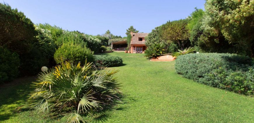 Superb Villa For Sale San Pantaleo With Sea View Ref.Domus