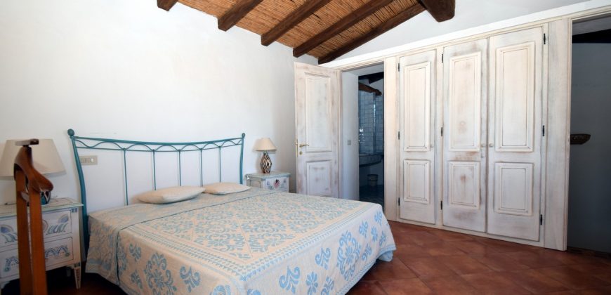 Country Home For Sale San Pantaleo Sardinia With 1 Ha Land ref. Villa Nadia