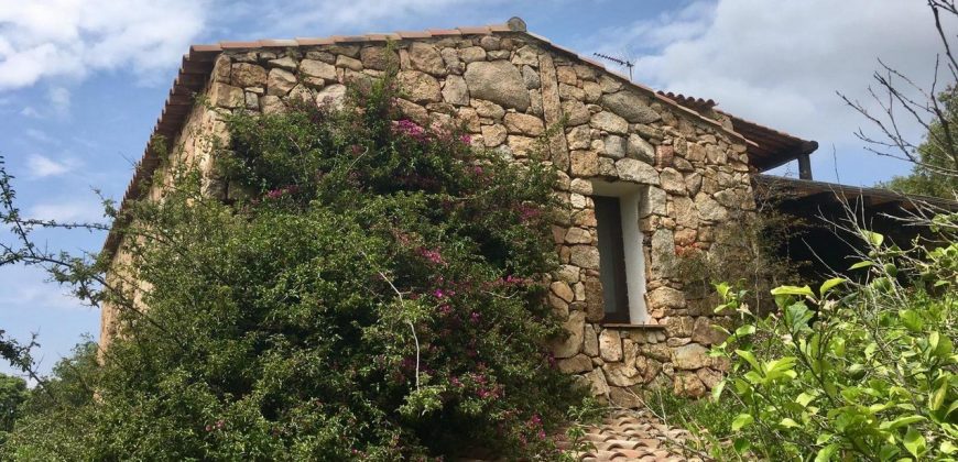 Country Home For Sale San Pantaleo Sardinia With 1 Ha Land ref. Villa Nadia