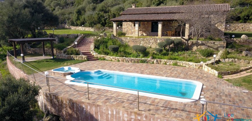 Stazzo Style Villas For Sale San Pantaleo Sardinia Ref. Acqua