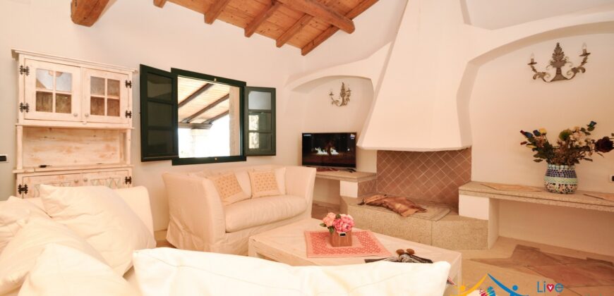 Stazzo Style Villas For Sale San Pantaleo Sardinia Ref. Acqua