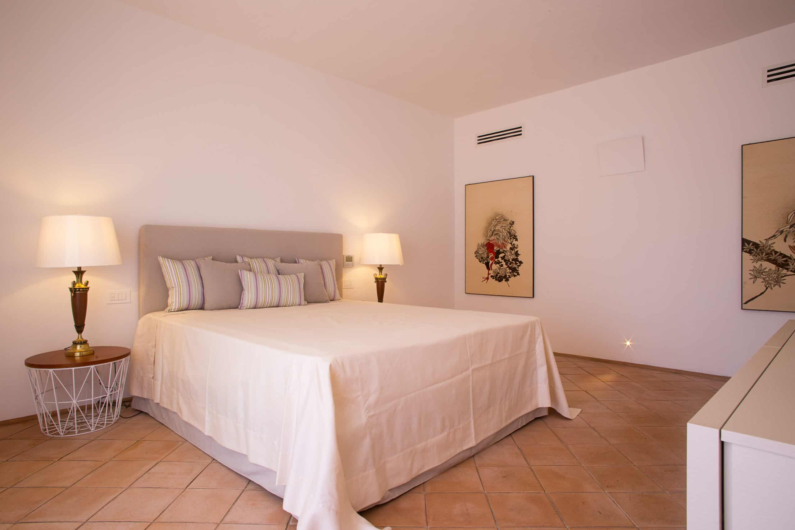 Prestigious Holiday Home For Rent In Porto Cervo rif Villa Pedra