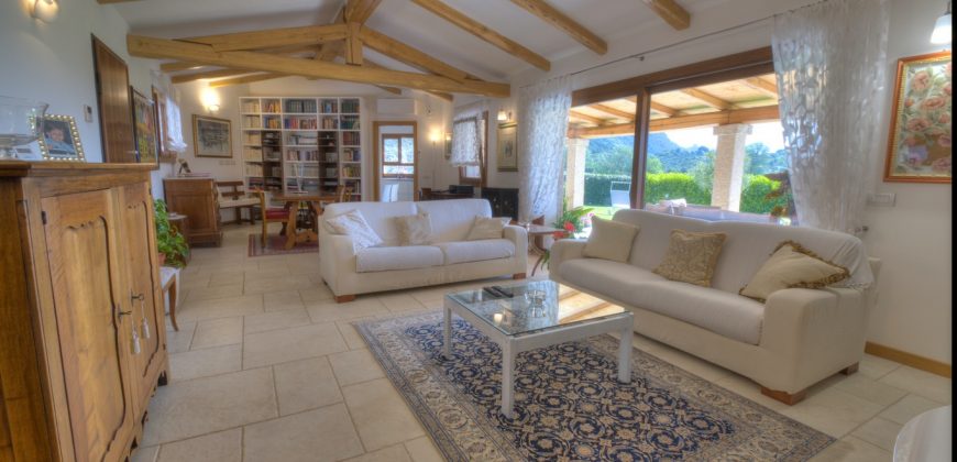 Enchanting Villa For Sale Olbia ref Austinacciu