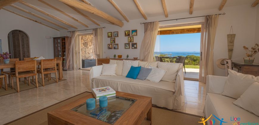 Fabulous Home  For Sale In Sale San Pantaleo Sardinia Ref. Daphe