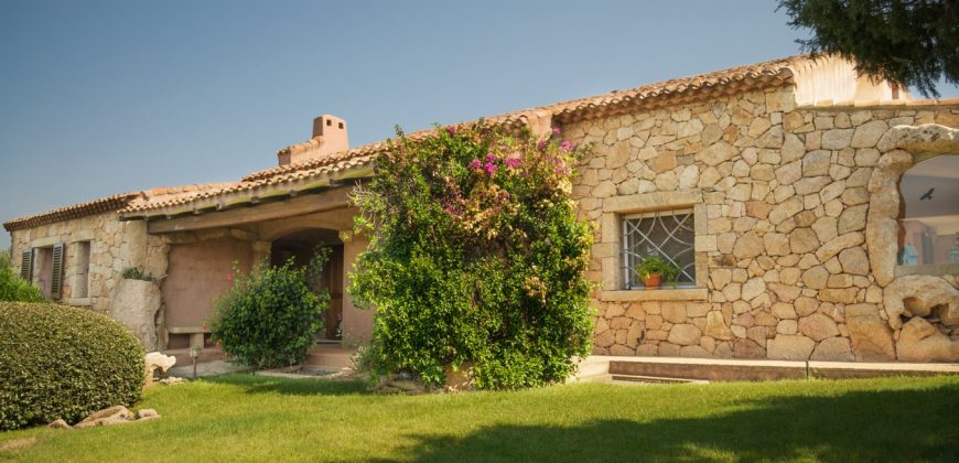 Superb Villa for Sale San Pantaleo Sardinia ref Fen Shui