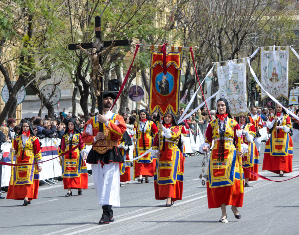 sardinia folk festival, colour costume