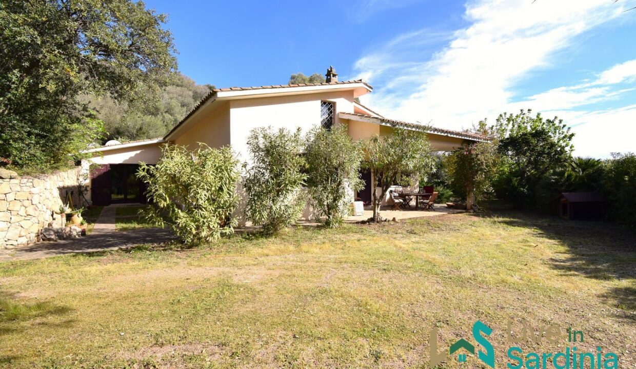 Country-Home-For-Sale-Loiri-Porto-San-Paolo-Sardinia