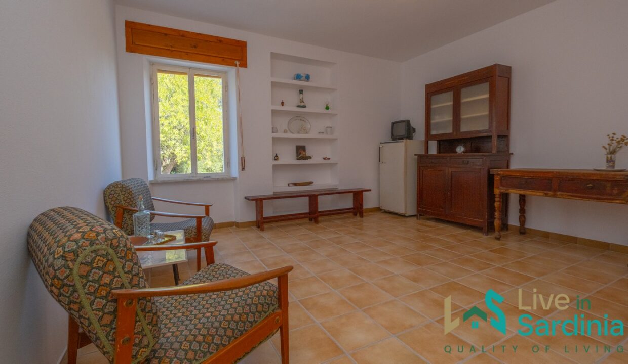 Country-Home-For-Sale-Monti-Sardinia