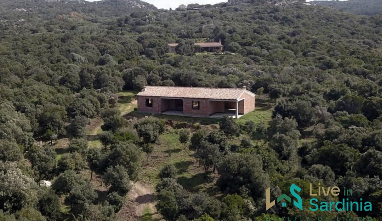 Countryhome-For-Sale-Santa-Teresa-Di-Gallura