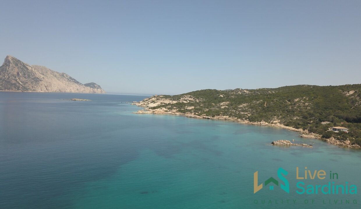 Villa-For-Sale-In-Porto-Istana