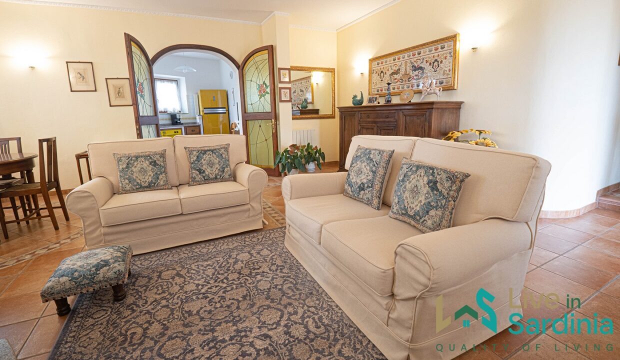 Homes-For-sale-In-Santa-Teresa-Gallura