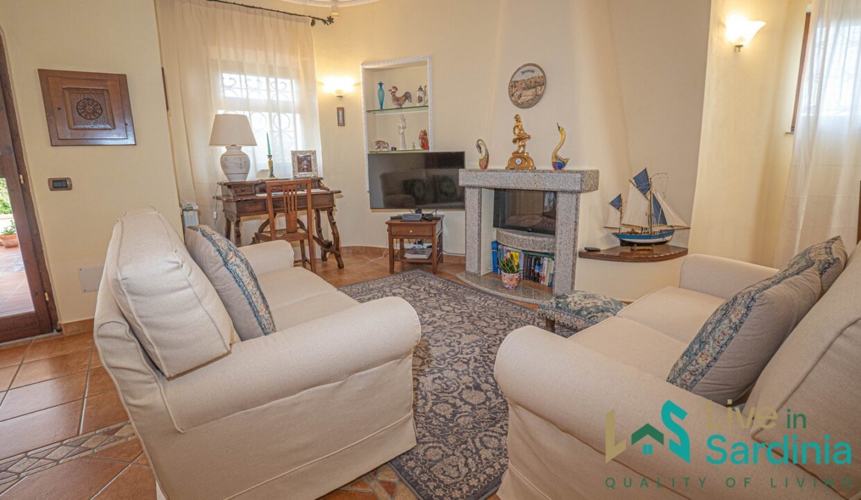 Homes-For-sale-In-Santa-Teresa-Gallura