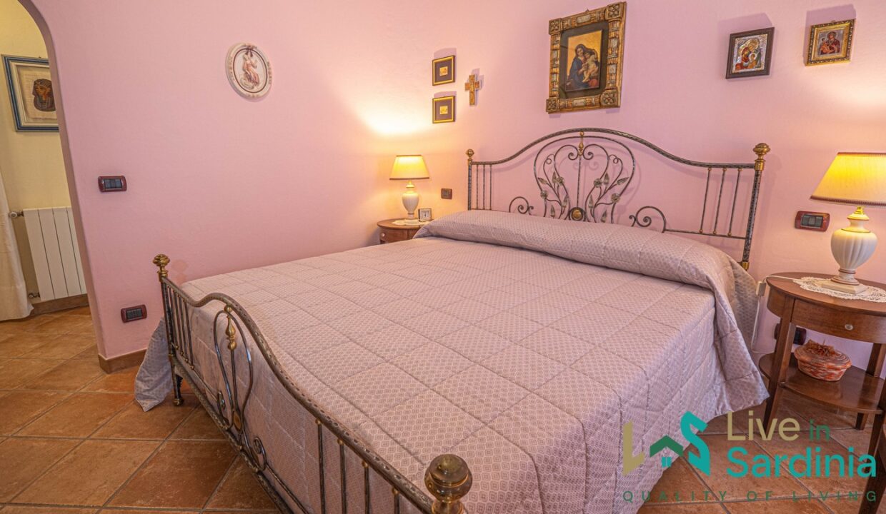Homes-For-sale-In-Santa-Teresa-Gallura