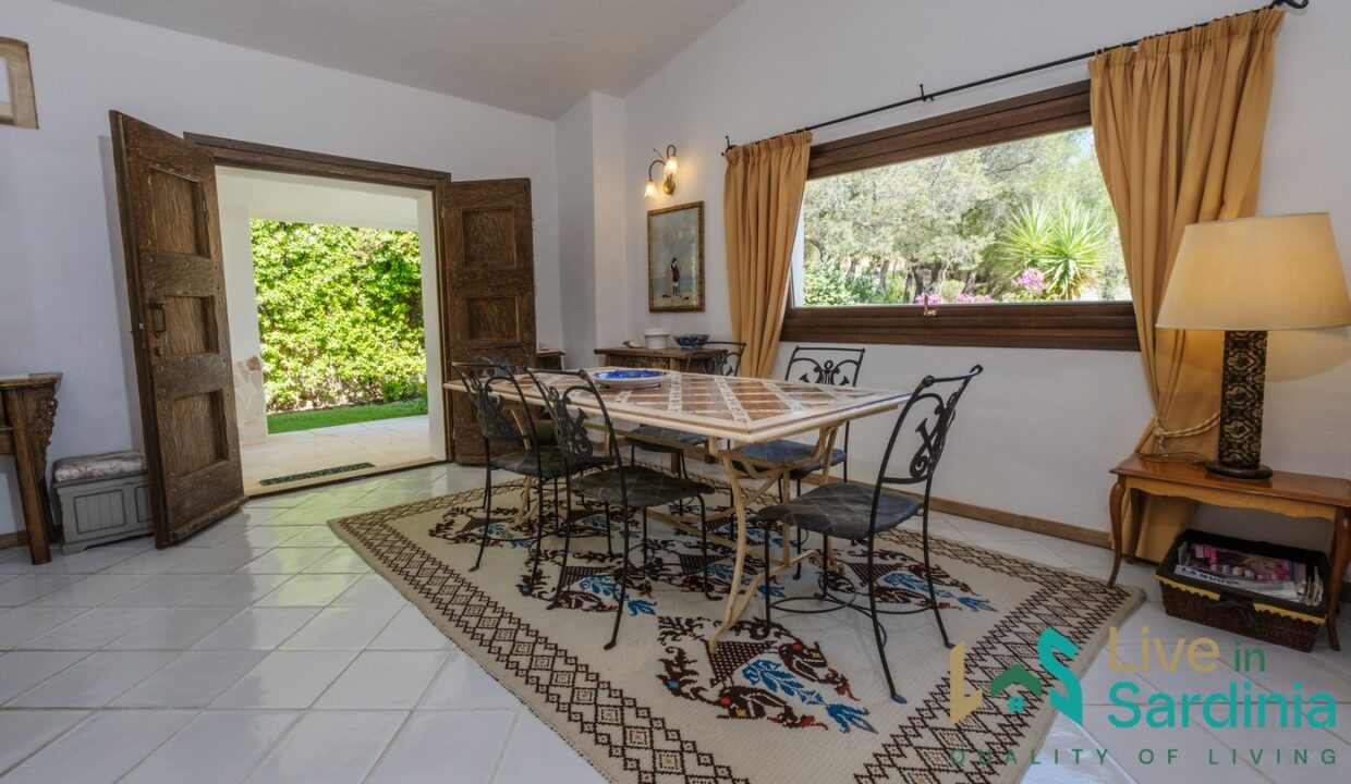 Country-House-For-Sale-San-Pantaleo