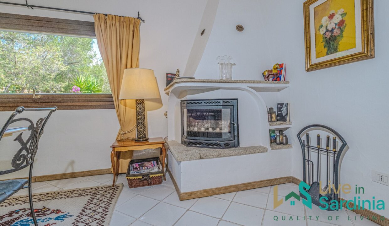 Villa-For-Sale-With-Pool-Sardinia