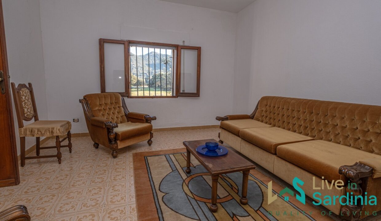 Farmhouse-For-Sale-Olbia