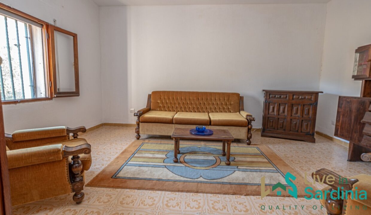 Farmhouse-For-Sale-Olbia