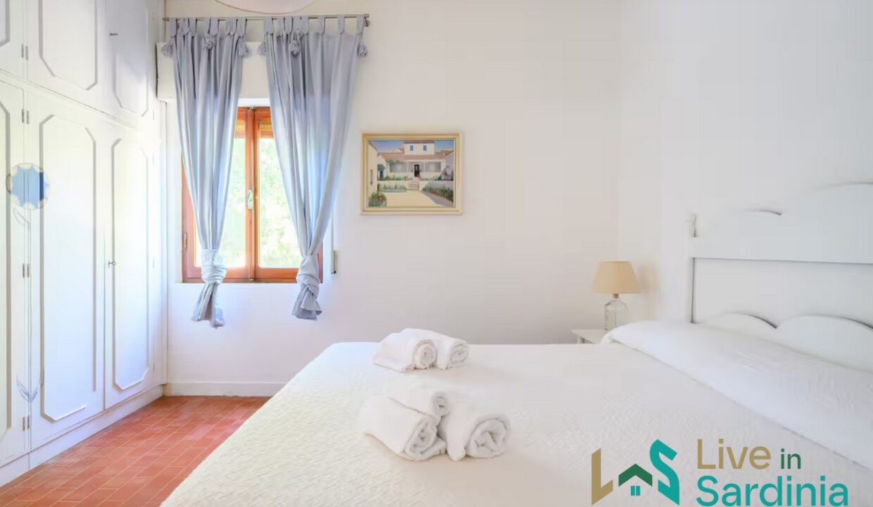 Beachfront-Villas-For-Sale-Sardinia