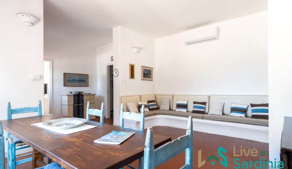 Beachfront-Villas-For-Sale-Sardinia