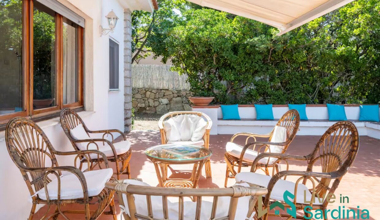 Beachfront-Villas-For-Sale-Sardinia