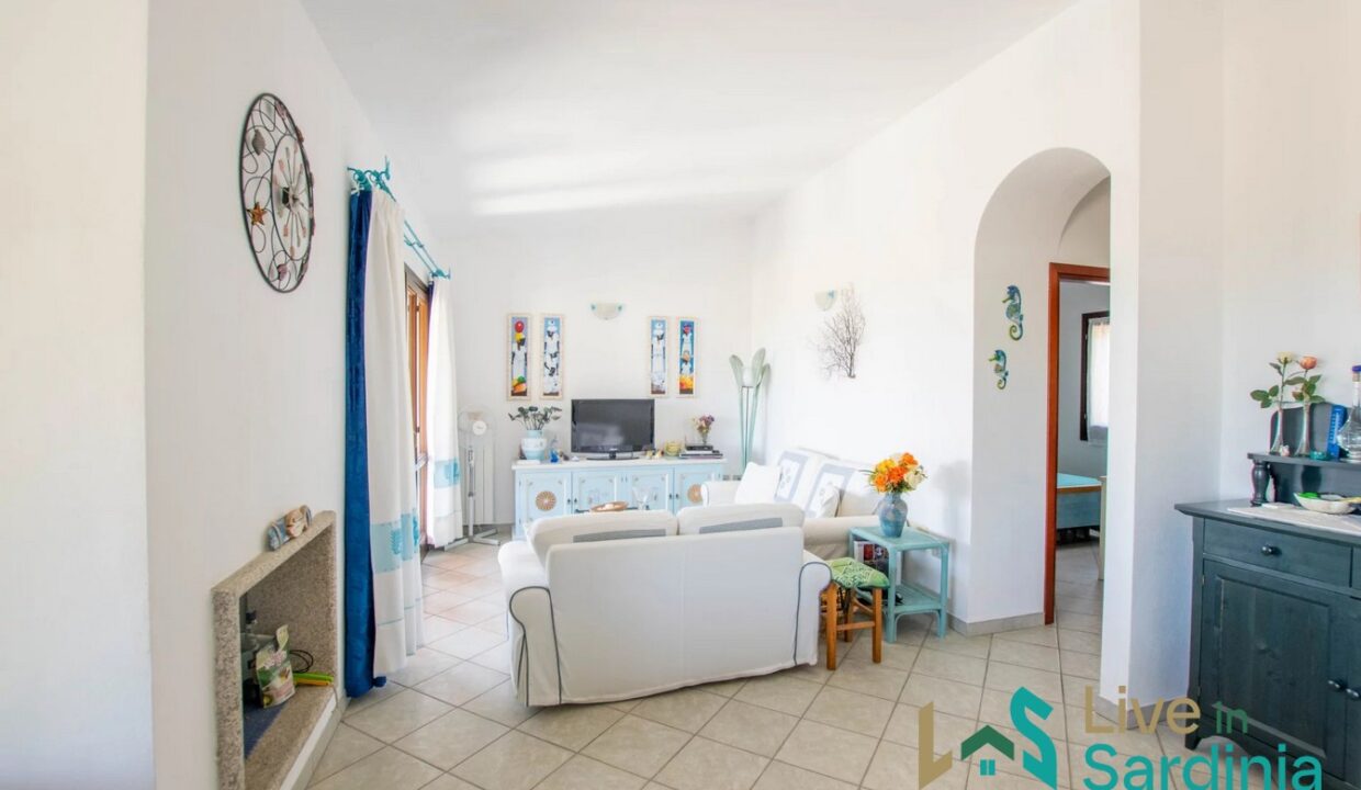 Sea-view-Villa-for-sale-Porto-San-Paolo-Sardinia (21)