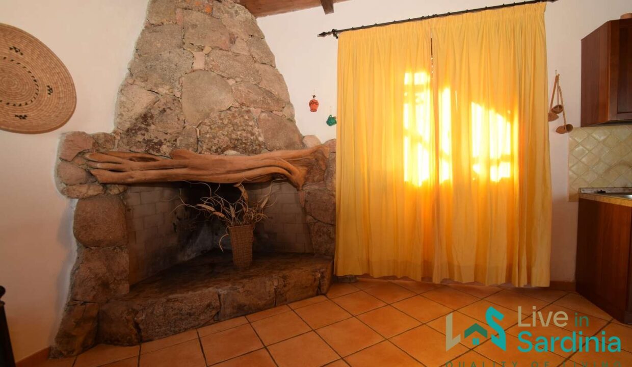 Stazzu-For-Sale-In-Sardinia-with-beautiful-sea-view-in-Aglientu (34)