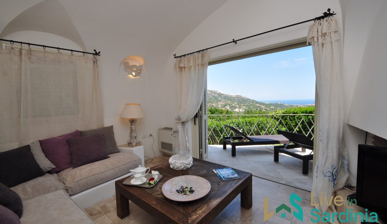 Villa-For-Sale-In-Pantogia-Porto-Cervo-North-Sardinia
