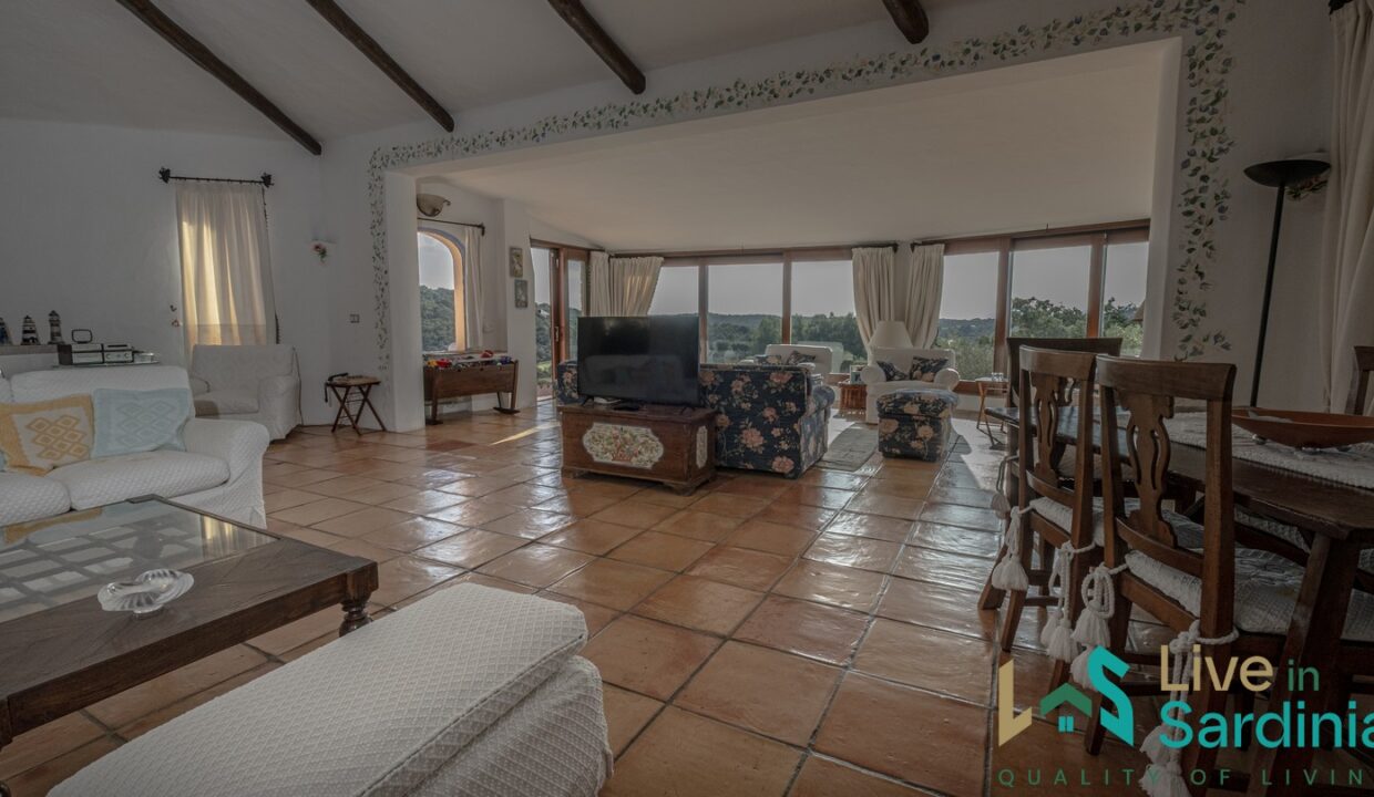 Villa-For-Sale-Porto-Cervo-Sardinia (18)